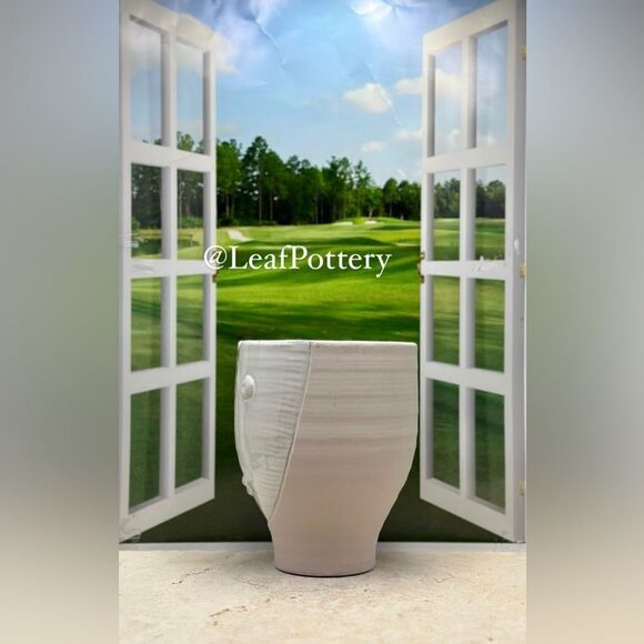 Rosie Robot White/Beige Ceramic Planter Pot without drainage hole - Picture 5 of 8